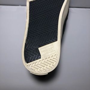 Toms Shoes For Girls Size 5